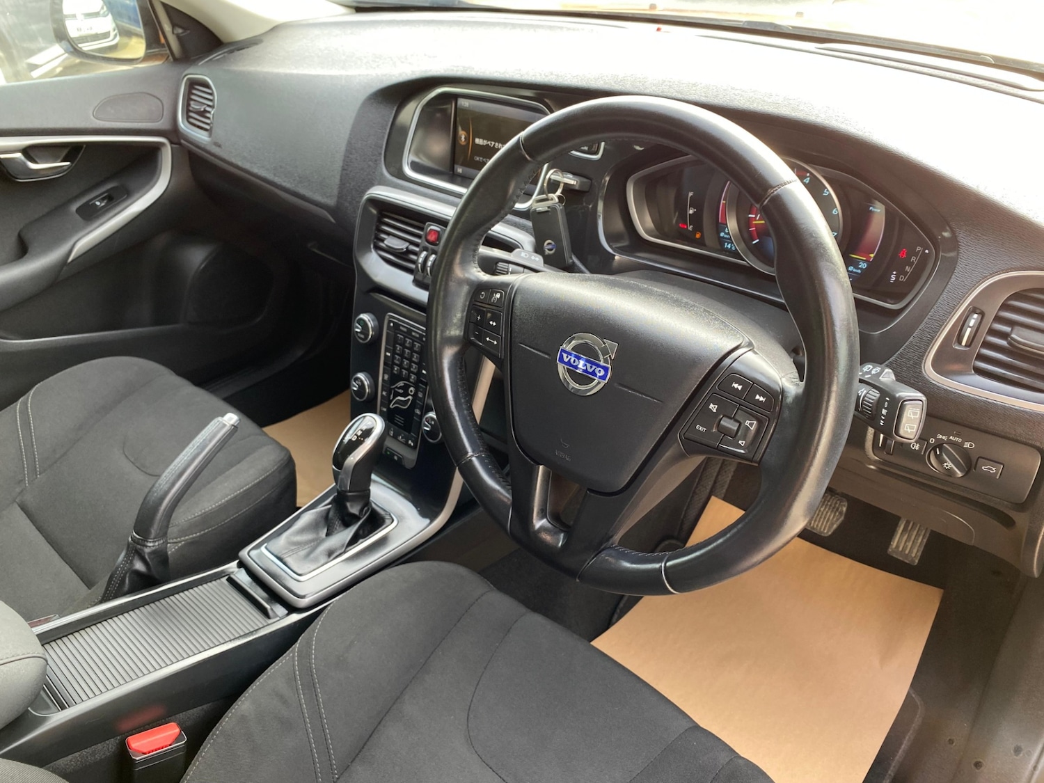 Used Volvo V40 2026 for sale - 78003927: Photo 12