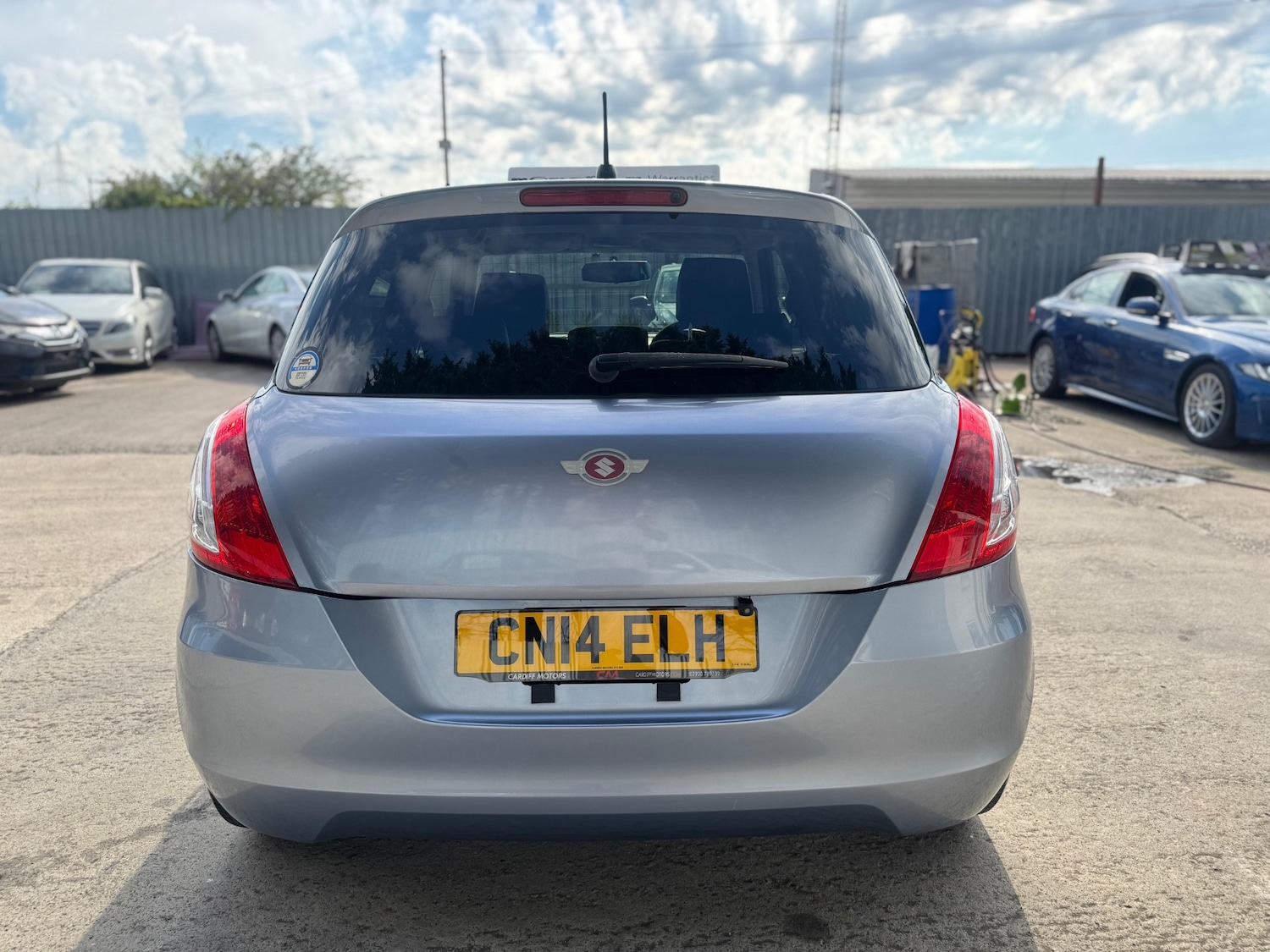 Used Suzuki Swift 2014 for sale - 76342542: Photo 10