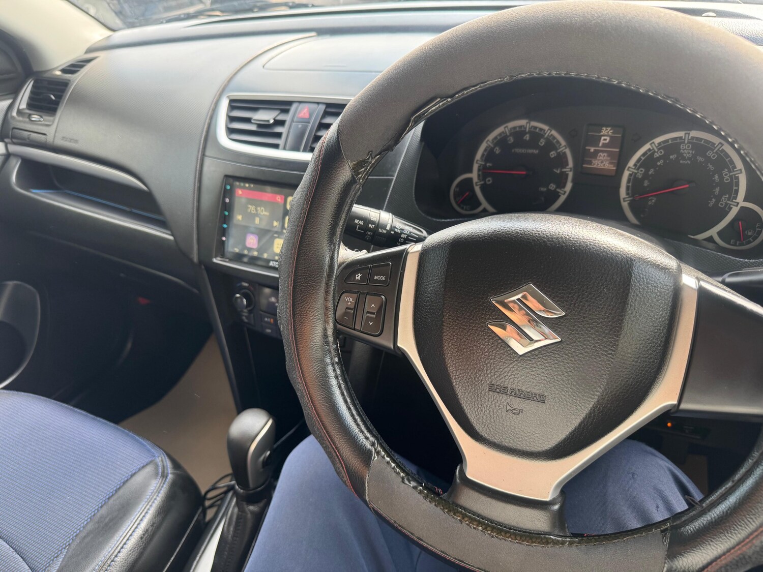 Used Suzuki Swift 2014 for sale - 76342542: Photo 16