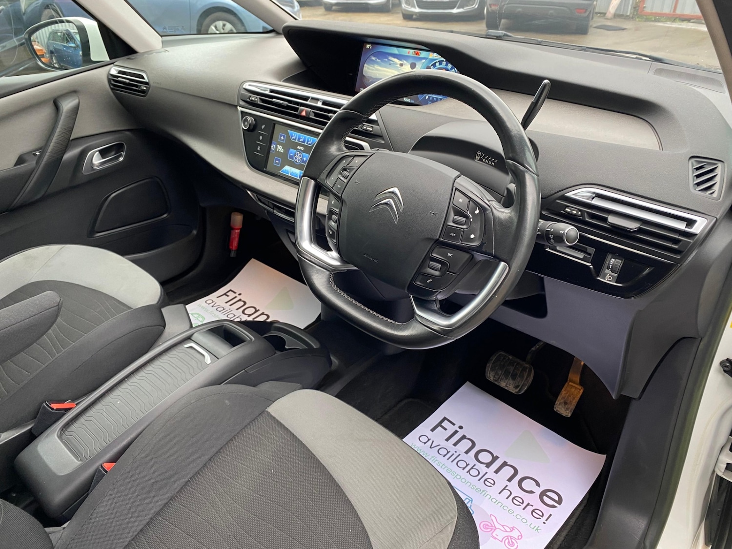 Used Citroen C4 Picasso 2015 for sale - 77697017: Photo 13