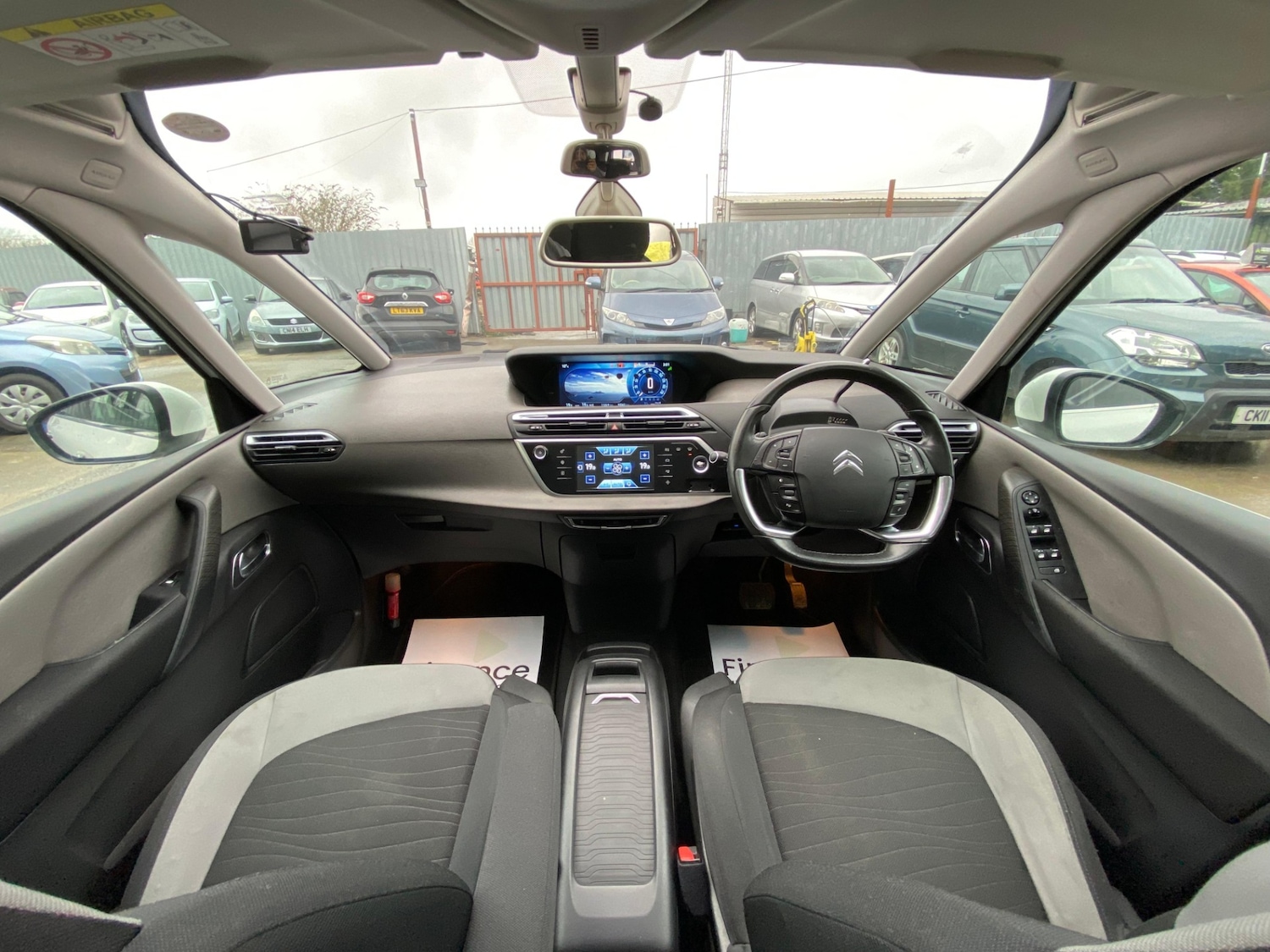 Used Citroen C4 Picasso 2015 for sale - 77697017: Photo 16