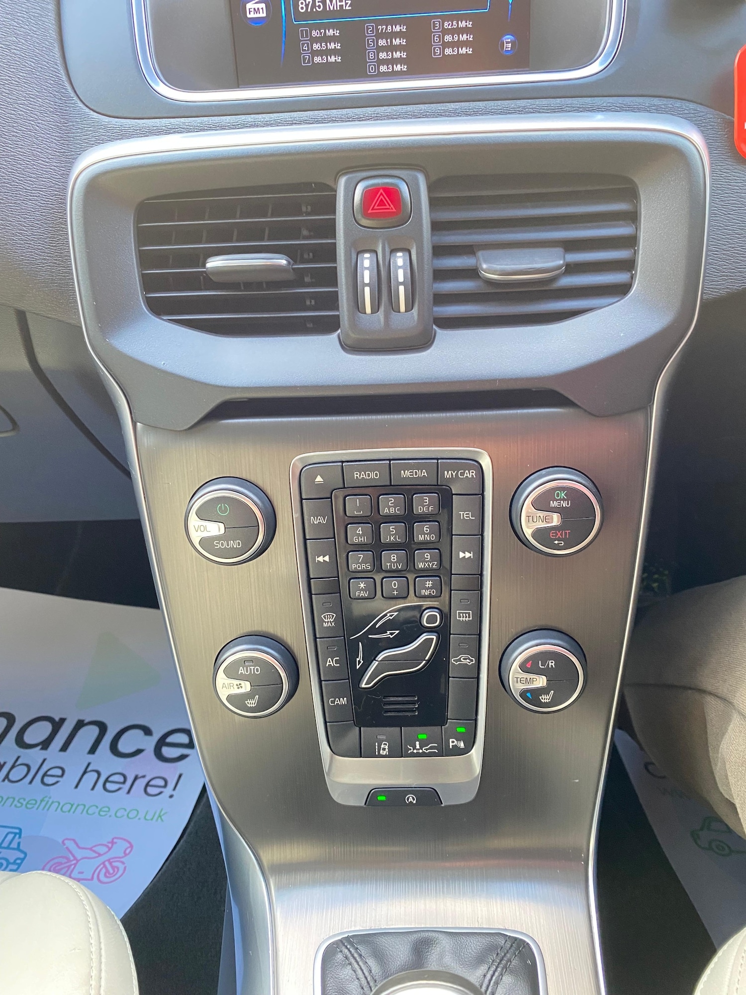 Used Volvo V40 2013 for sale - 77769883: Photo 21