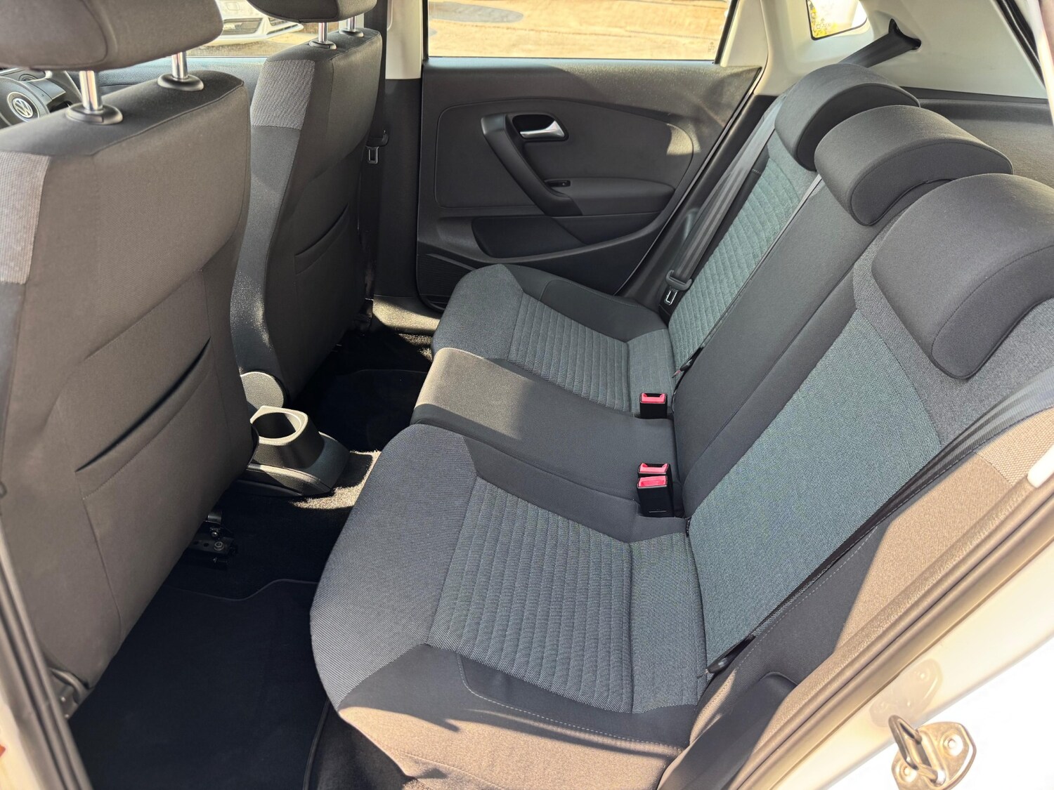 Used Volkswagen Polo 2010 for sale - 76487122: Photo 27