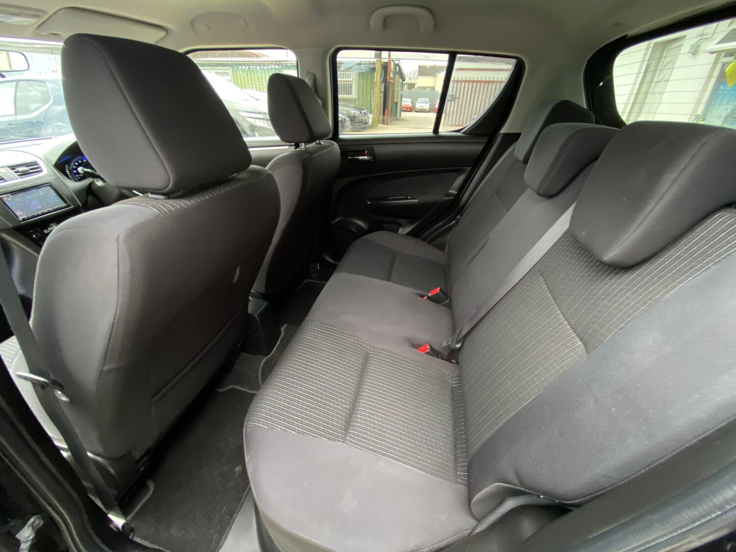 Used Suzuki Swift 2015 for sale - 78158211: Photo 29