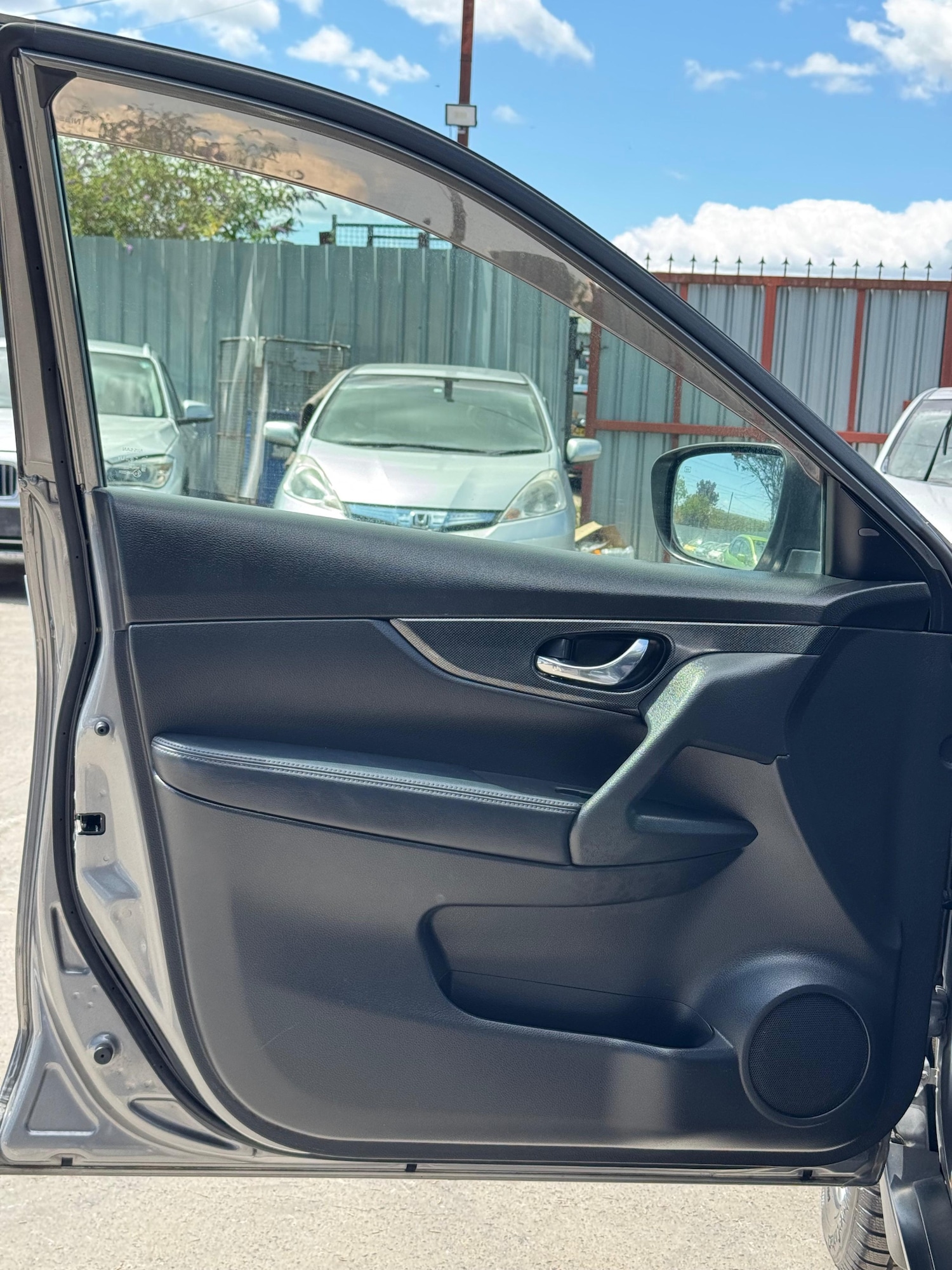 Vehicle 29