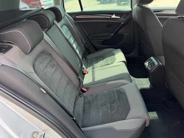 Used Volkswagen Golf 2025 for sale - 76309849: Photo 15
