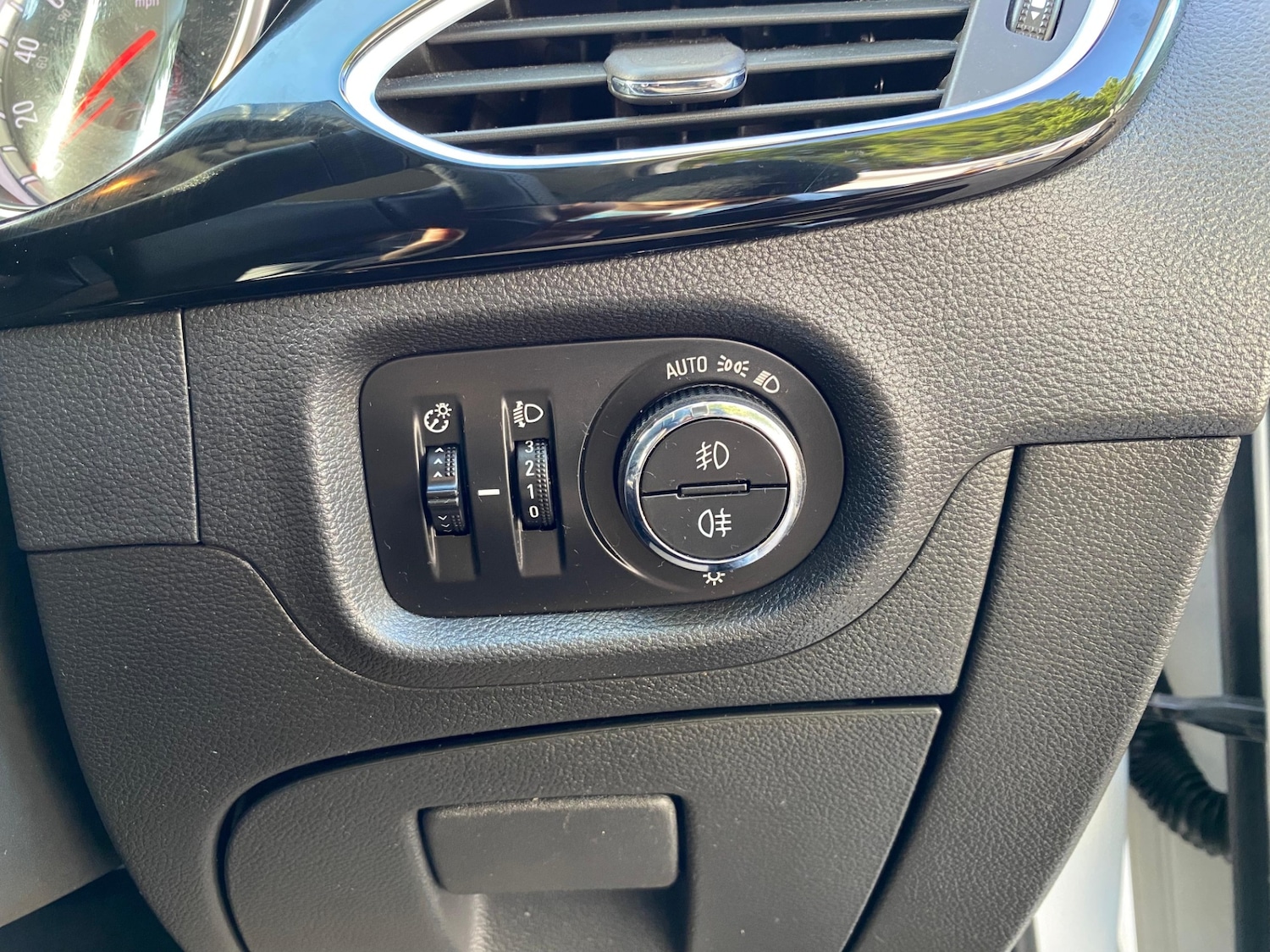 Used Vauxhall Astra 2016 for sale - 76690711: Photo 23