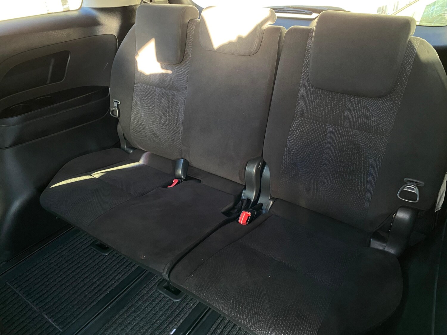 Used Toyota Estima 2026 for sale - 77401265: Photo 30