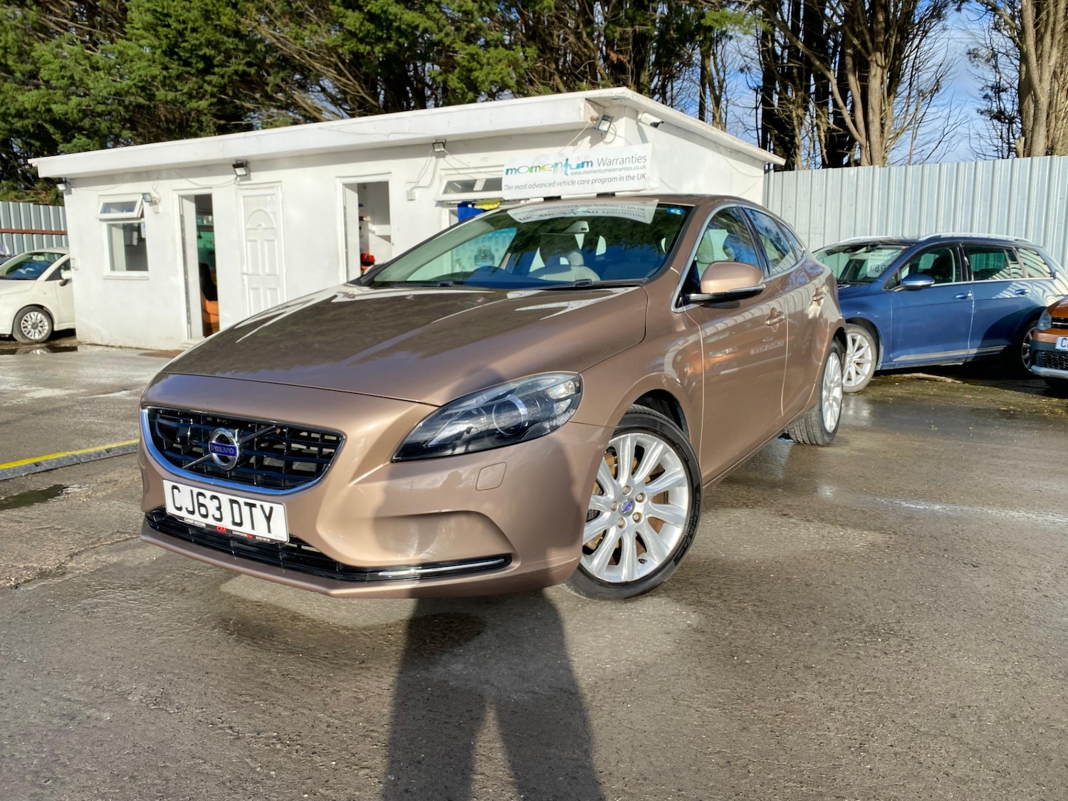 Used Volvo V40 2026 for sale - 77659947: Photo 2