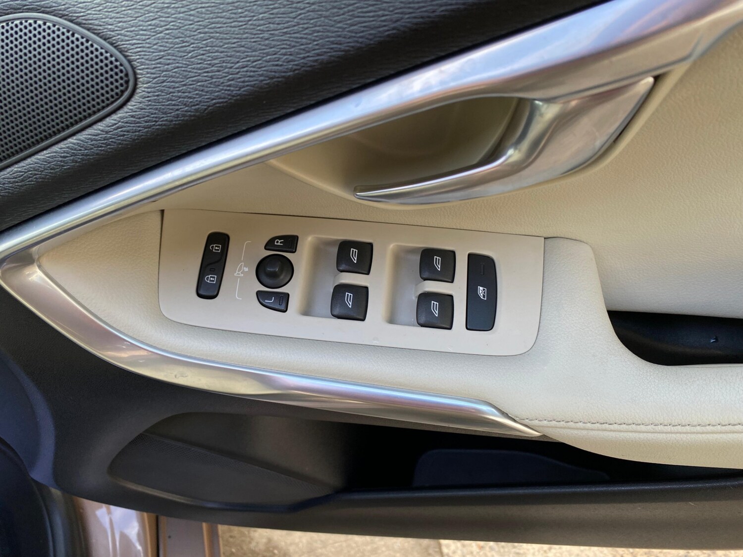 Used Volvo V40 2026 for sale - 77659947: Photo 23