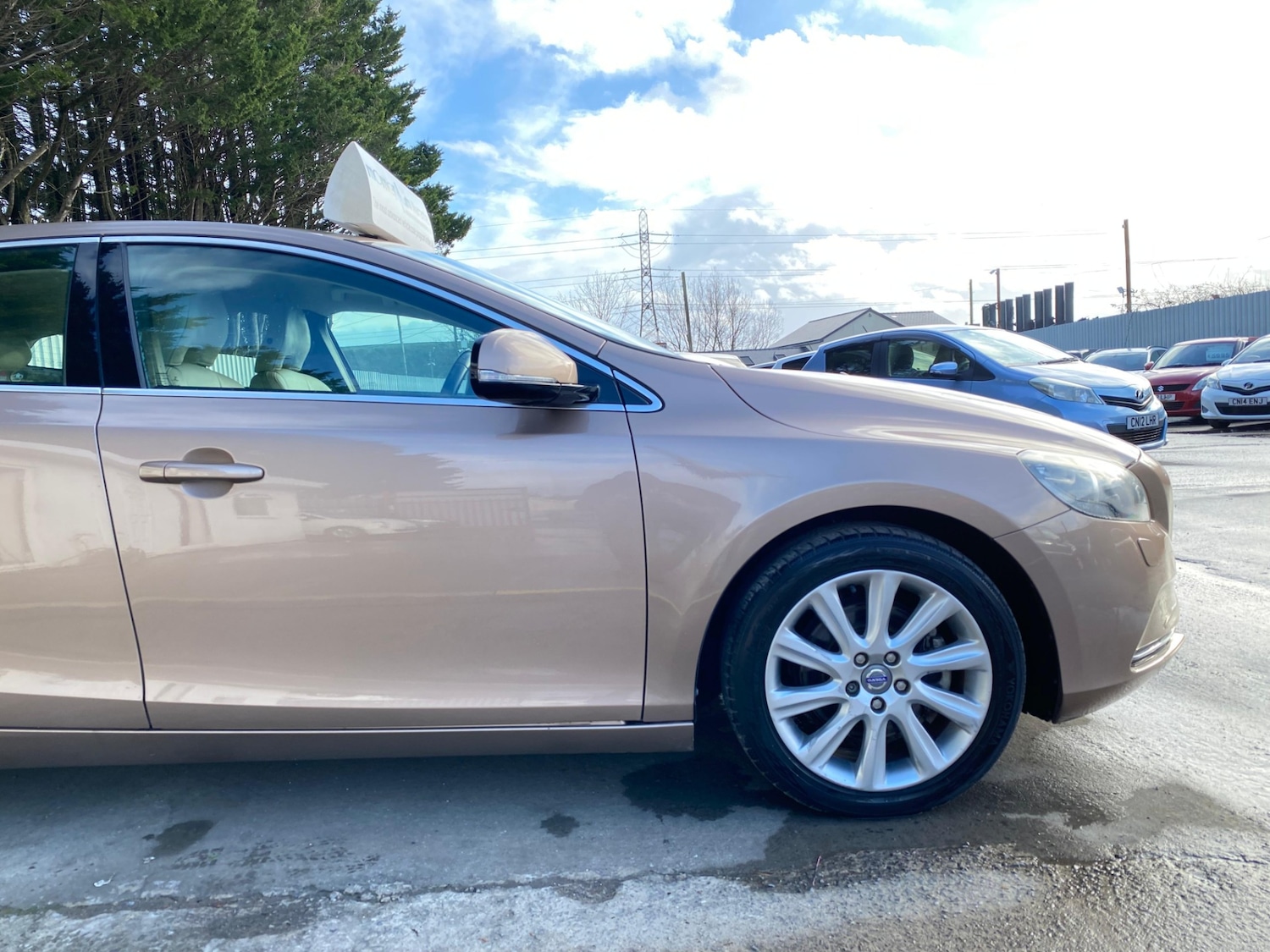 Used Volvo V40 2026 for sale - 77659947: Photo 4