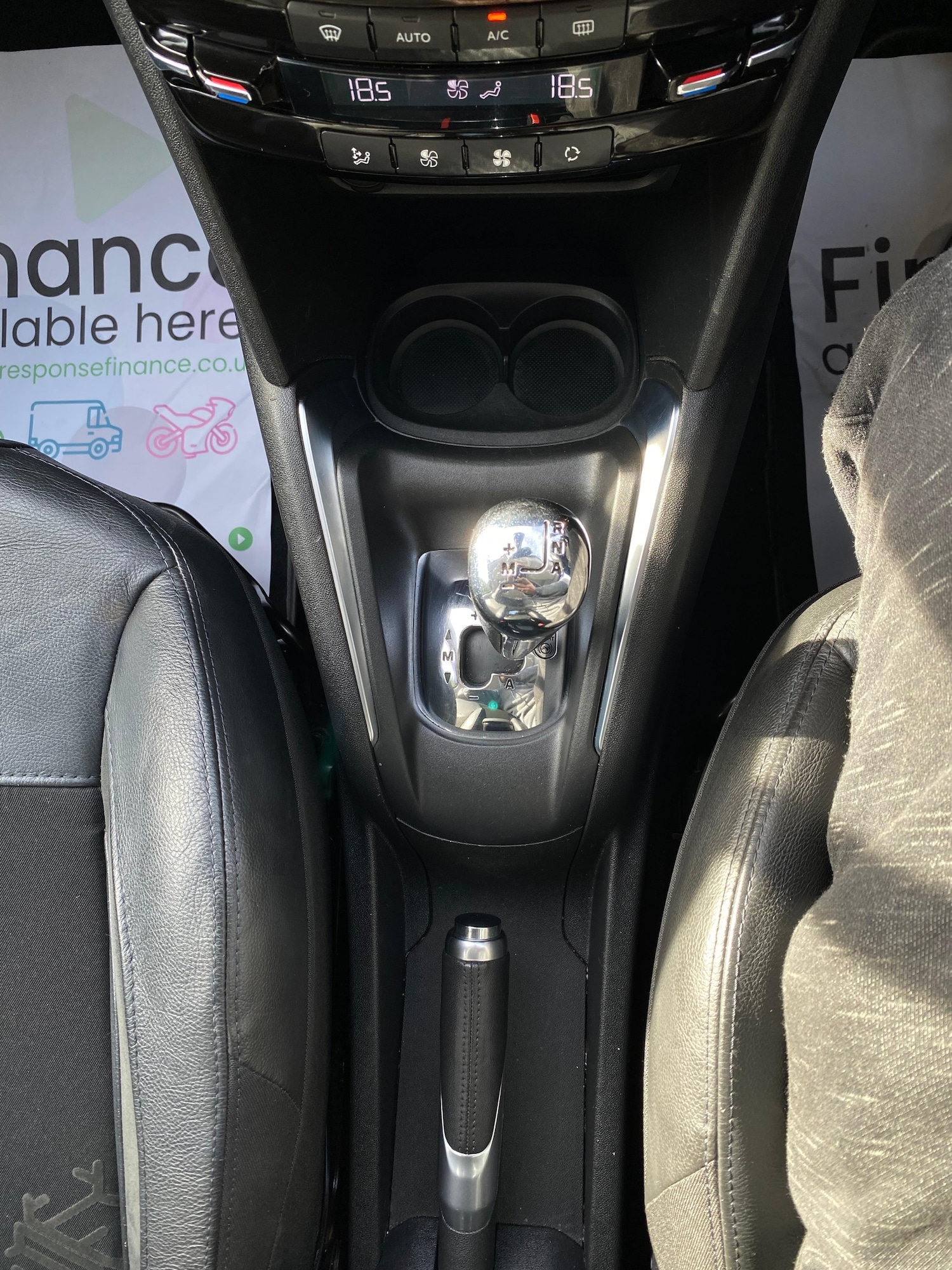 Used Peugeot 208 2015 for sale - 77557258: Photo 21