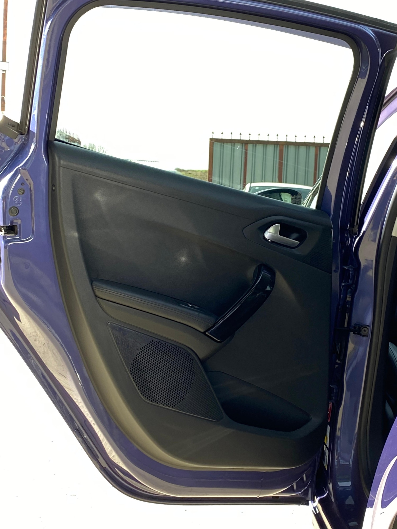 Used Peugeot 208 2015 for sale - 77557258: Photo 28