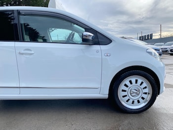 Used Volkswagen up! 2013 for sale - 77728901: Photo