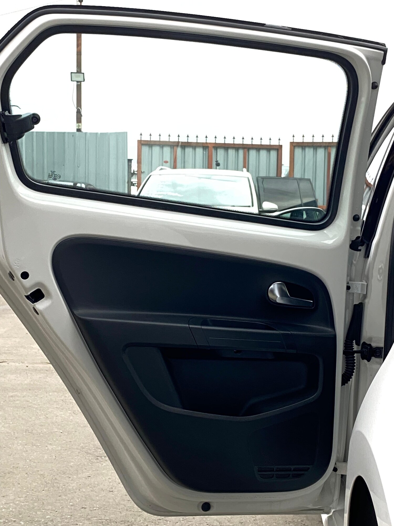 Used Volkswagen up! 2012 for sale - 77841247: Photo 26