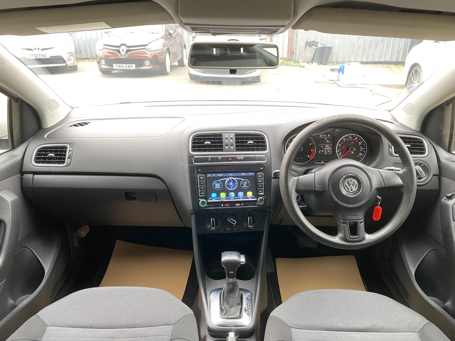 Used Volkswagen Polo 2010 for sale - 76718030: Photo 16