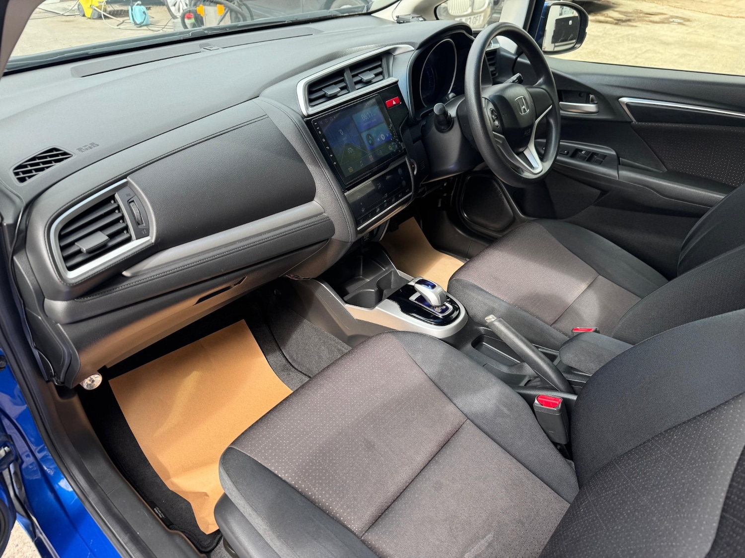 Vehicle 29