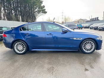 Used Jaguar XE 2015 for sale - 76856169: Photo