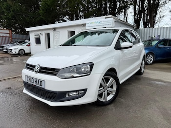 Used Volkswagen Polo 2013 for sale - 76856060: Photo