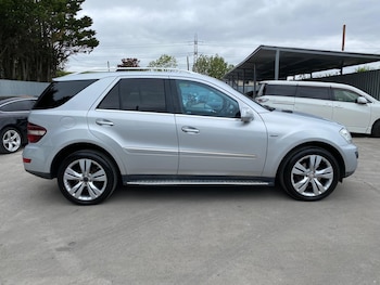 Used Mercedes-Benz M Class 2010 for sale - 78537603: Photo