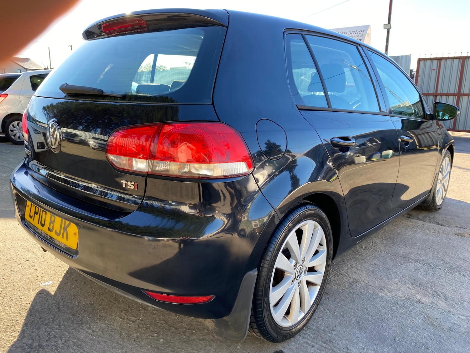 Used Volkswagen Golf 2010 for sale - 76696636: Photo 41