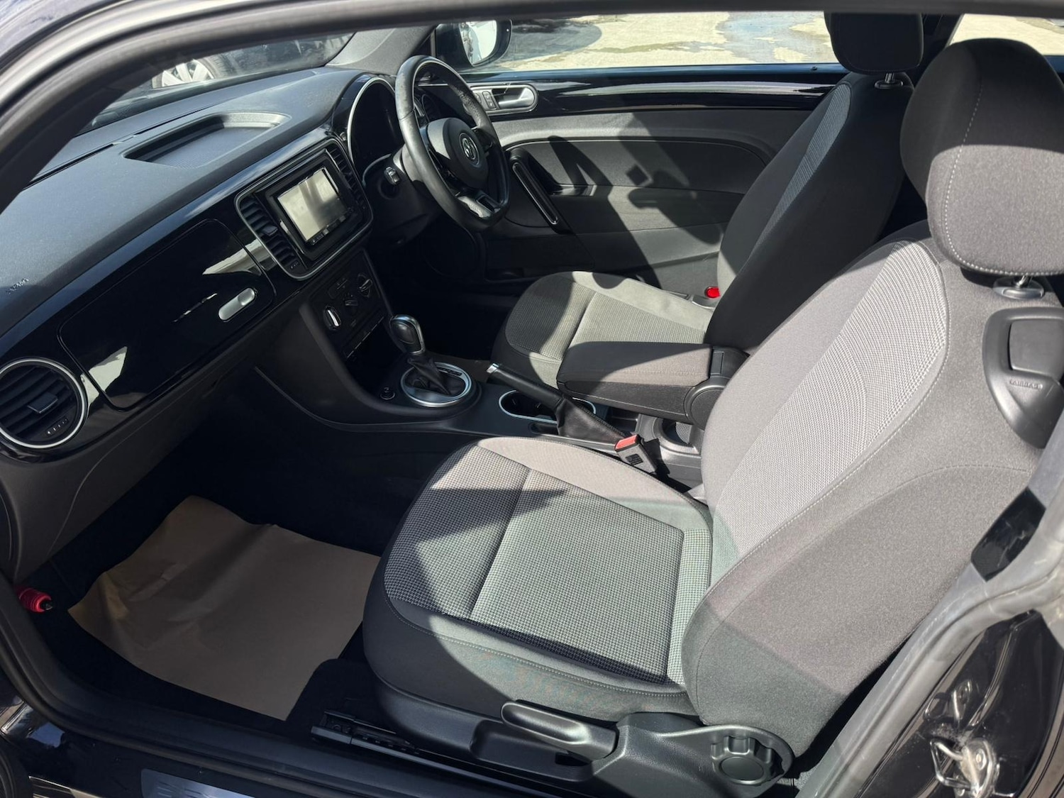 Used Volkswagen Beetle 2026 for sale - 78206022: Photo 27