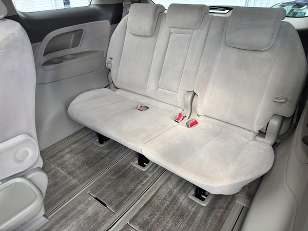 Used Toyota Estima 2009 for sale - 76218648: Photo 35