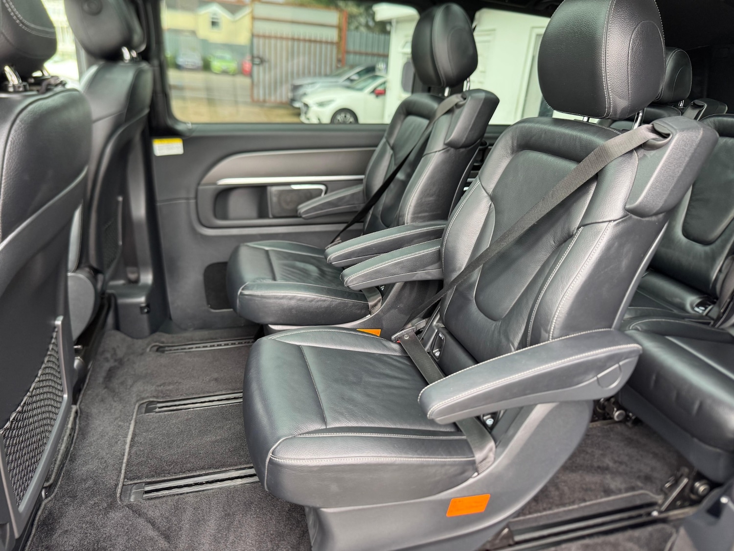 Used Mercedes-Benz V-Class 2017 for sale - 77754861: Photo 39