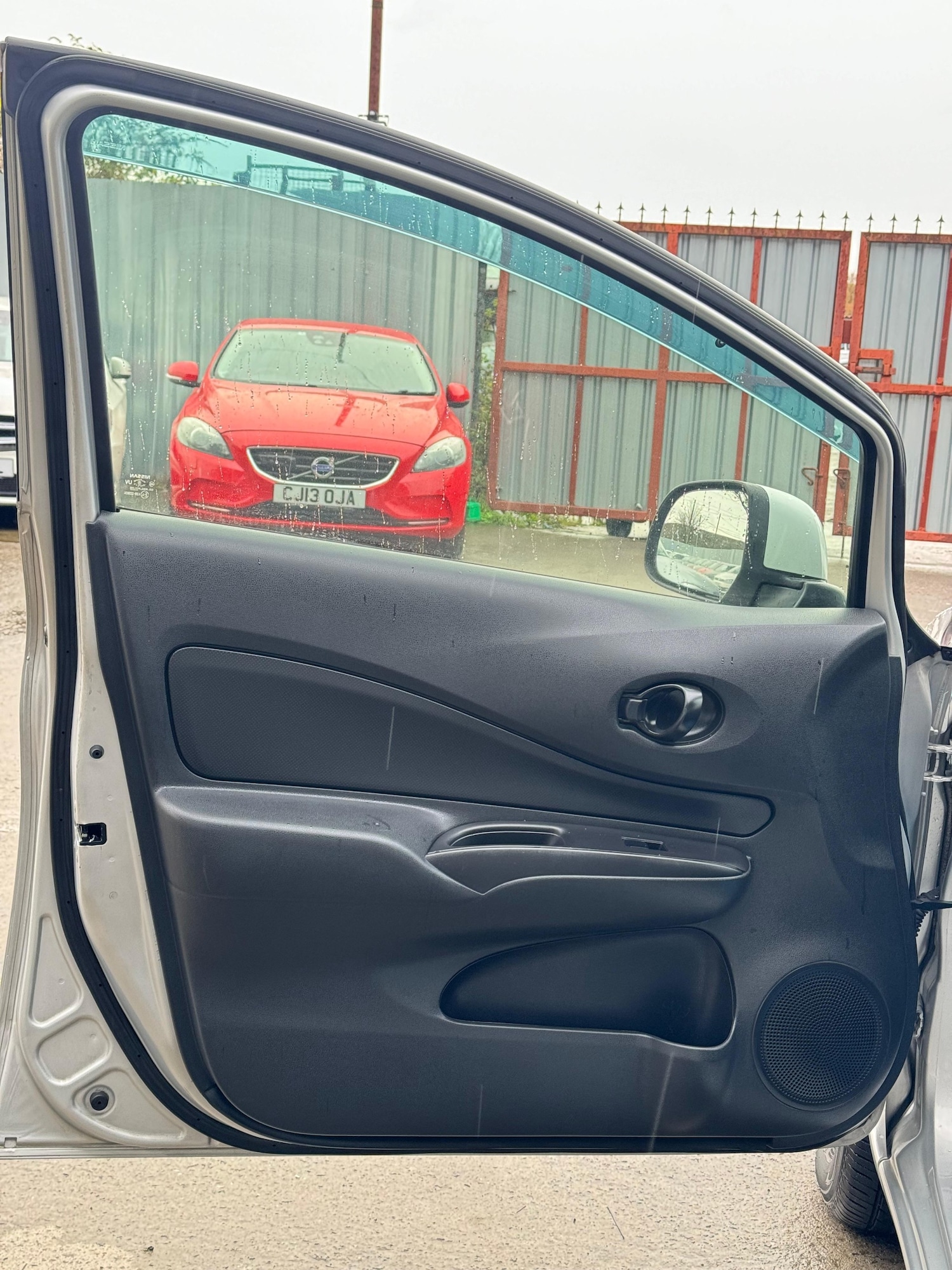 Vehicle 29