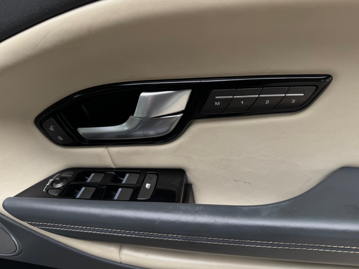 Used Land Rover Range Rover Evoque 2017 for sale - 78148483: Photo 26