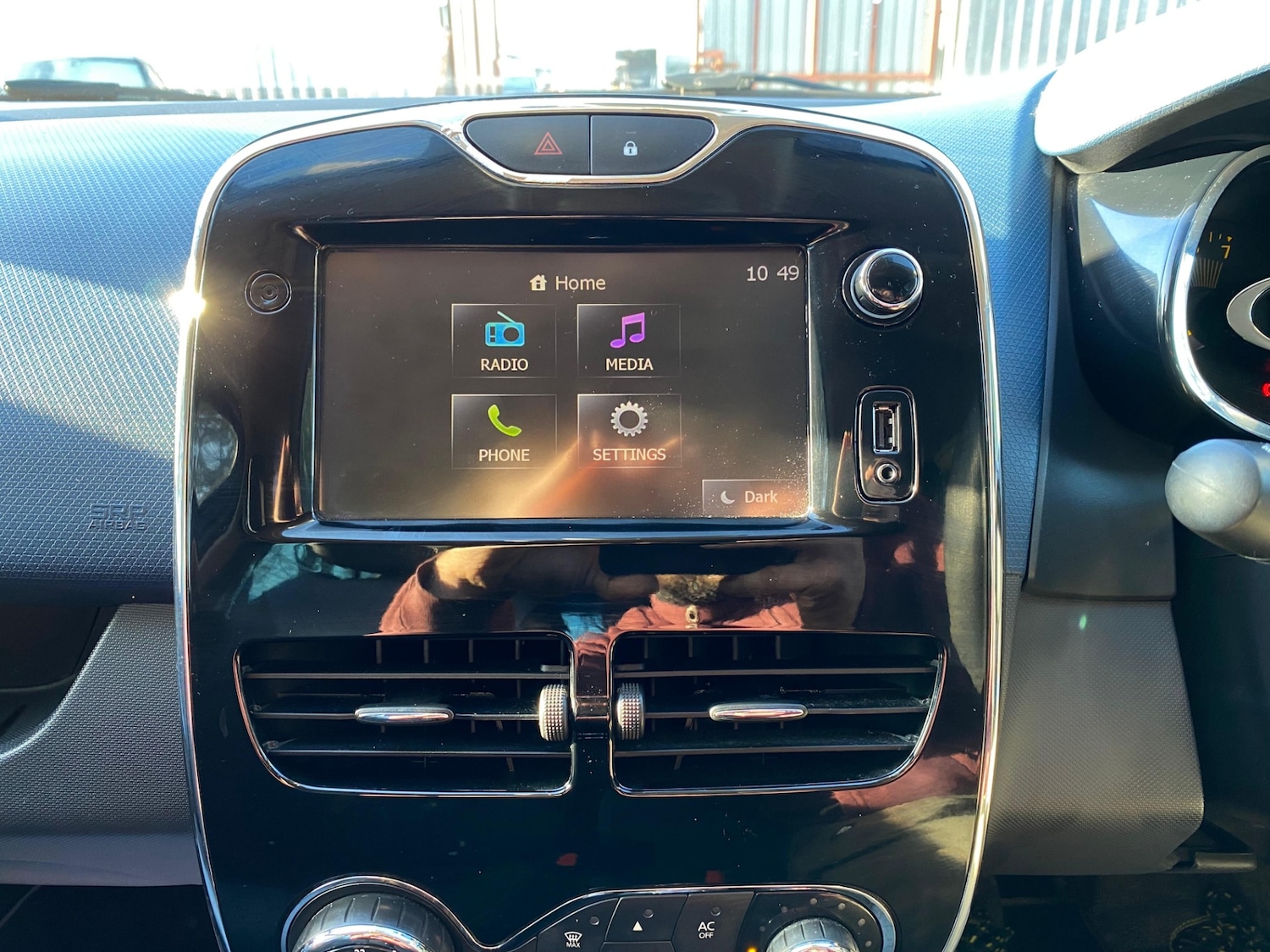 Used Renault Clio 2014 for sale - 78021353: Photo 19