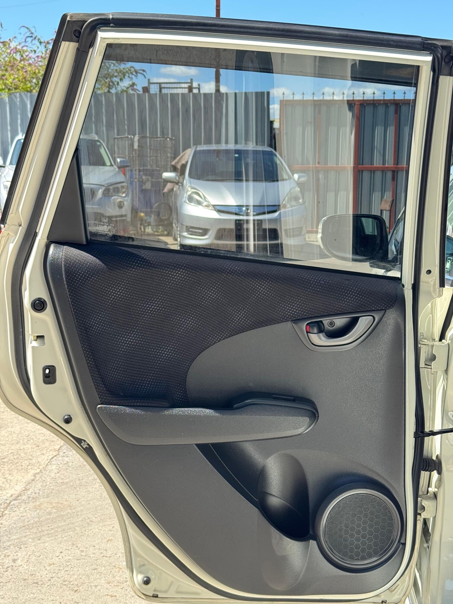 Vehicle 28