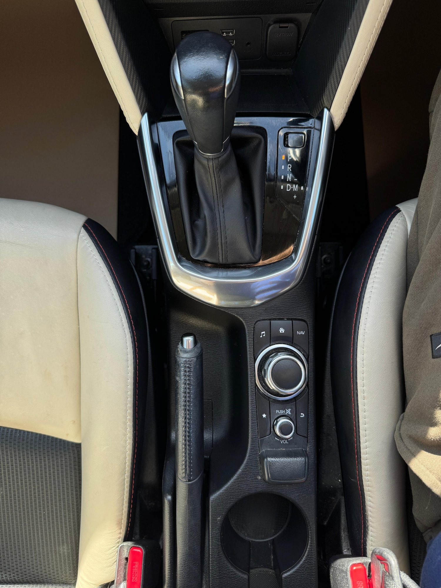 Used Mazda Demio 2025 for sale - 76486473: Photo 24