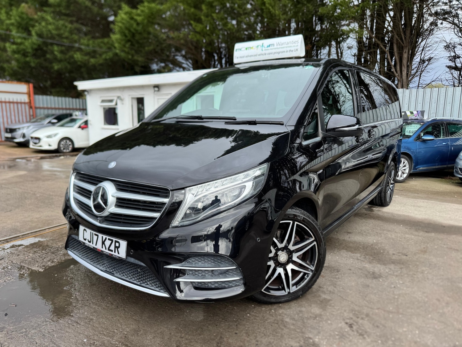 Used Mercedes-Benz V-Class 2017 for sale - 76420666: Photo 2