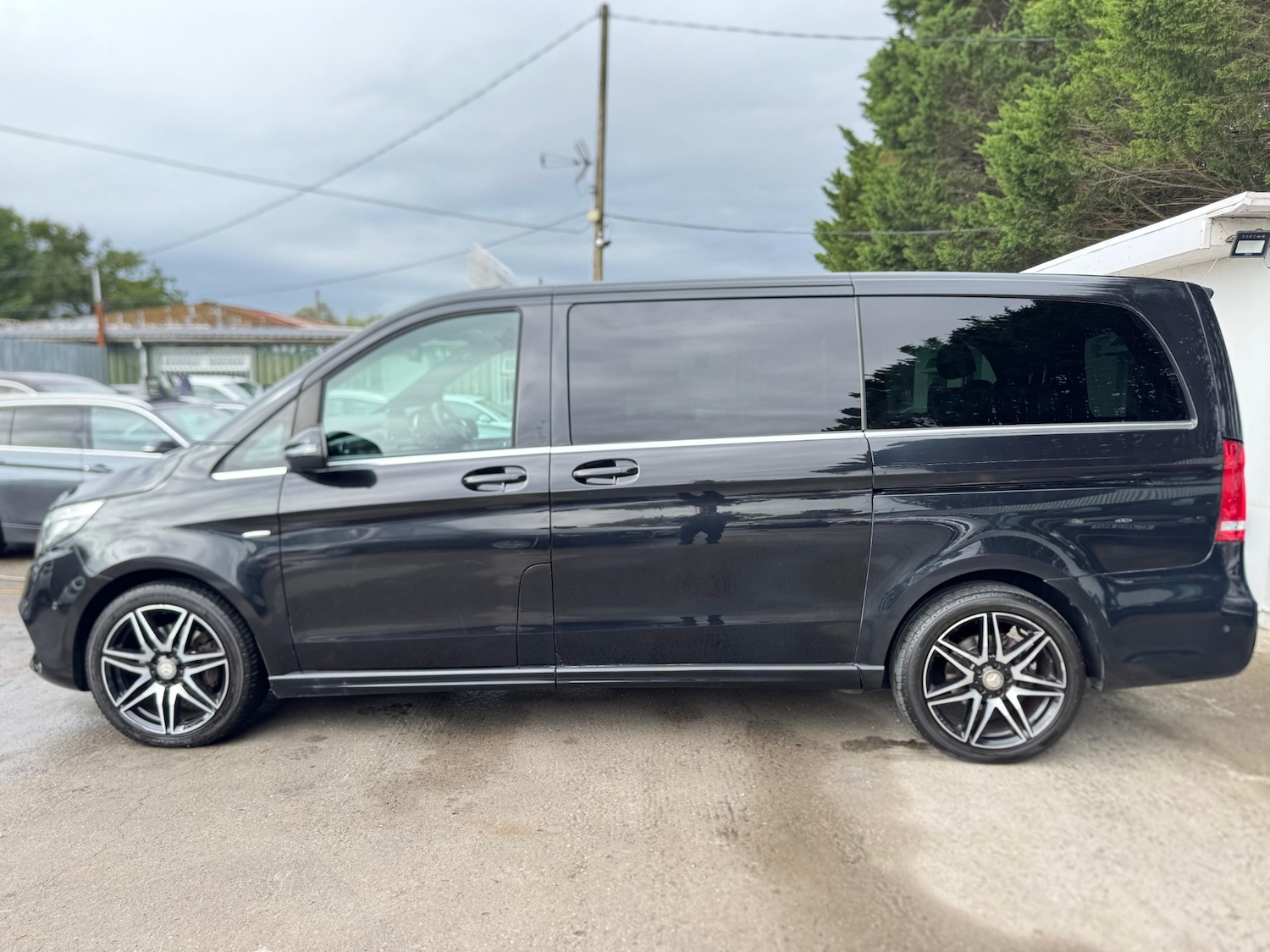 Used Mercedes-Benz V-Class 2017 for sale - 76420666: Photo 7