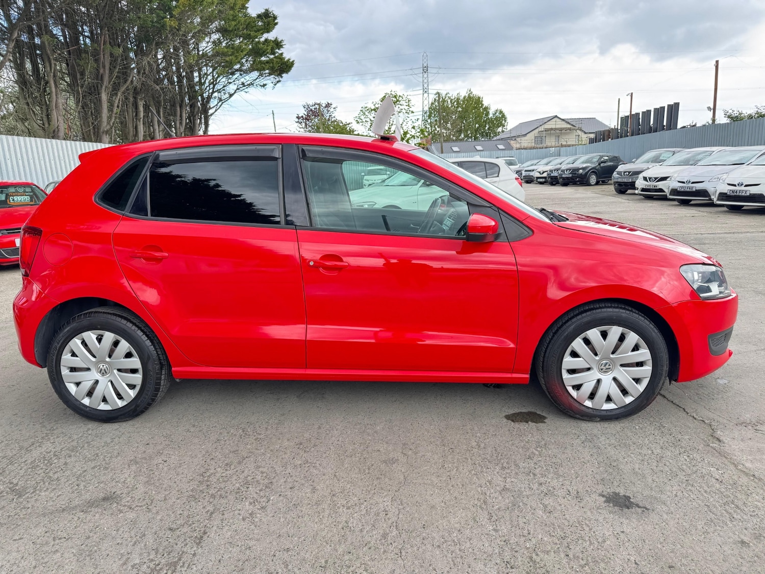 Used Volkswagen Polo 2013 for sale - 76102068: Photo 4