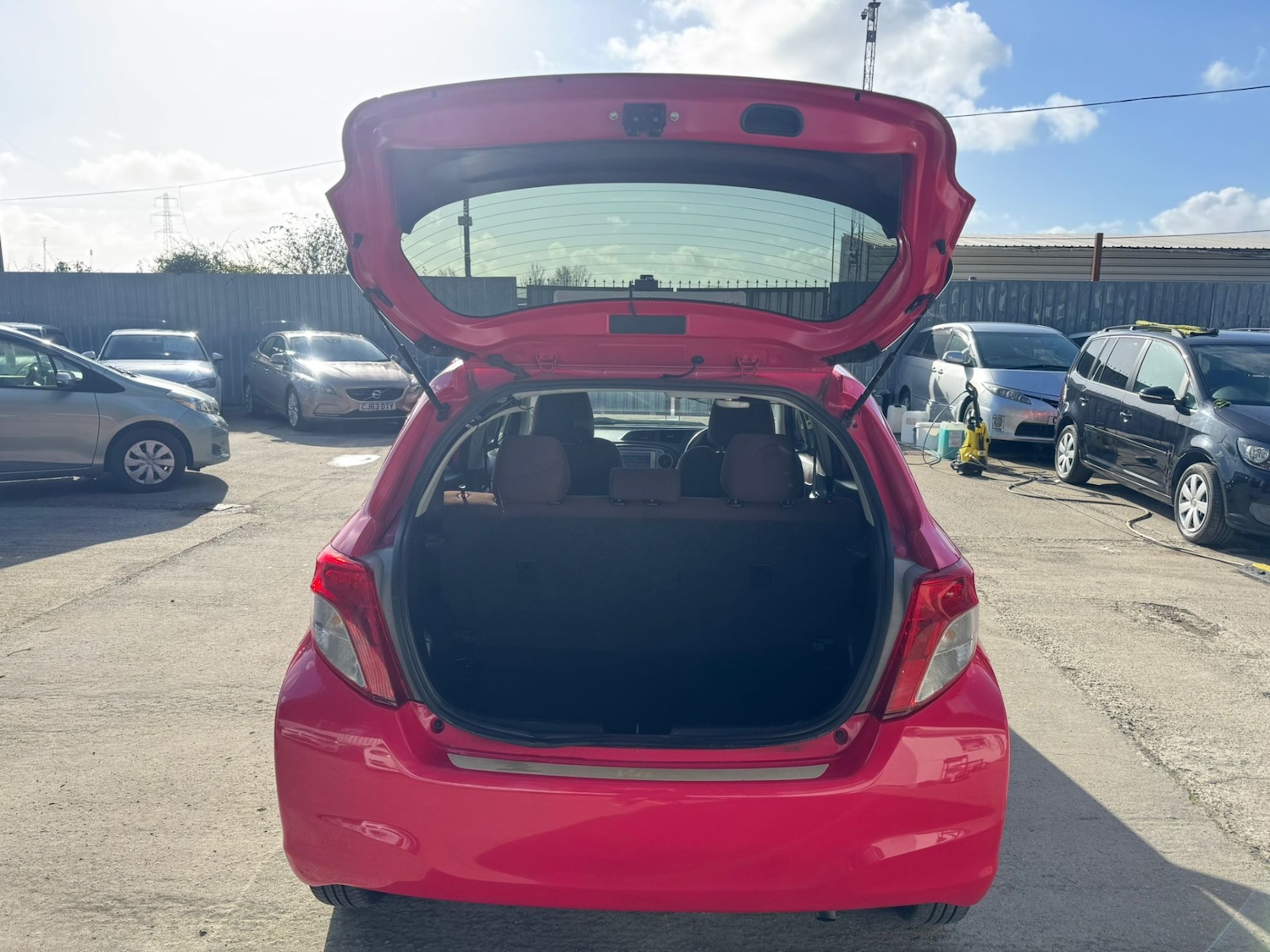 Used Toyota Vitz 2026 for sale - 78206032: Photo 11