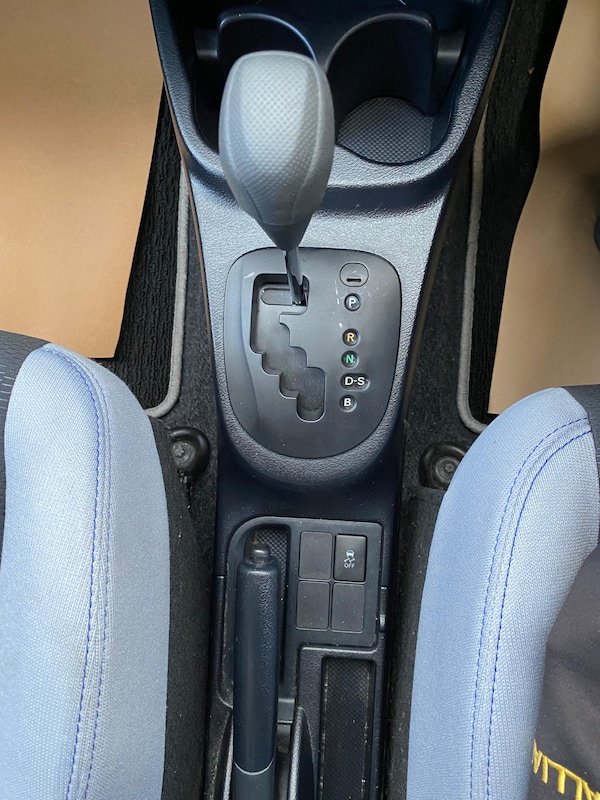 Used Toyota Vitz 2015 for sale - 76322528: Photo 20