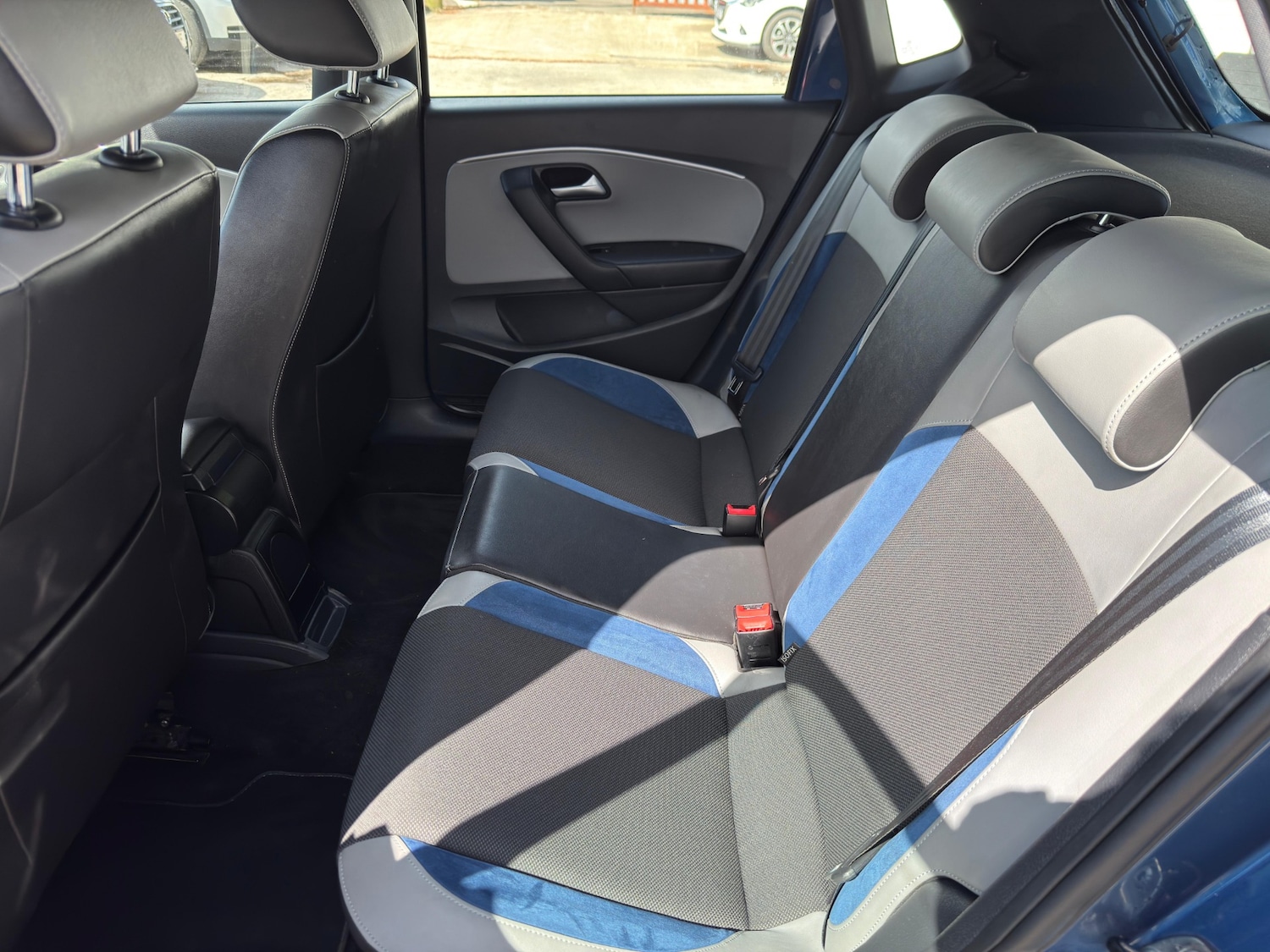 Used Volkswagen Polo 2014 for sale - 76102030: Photo 30