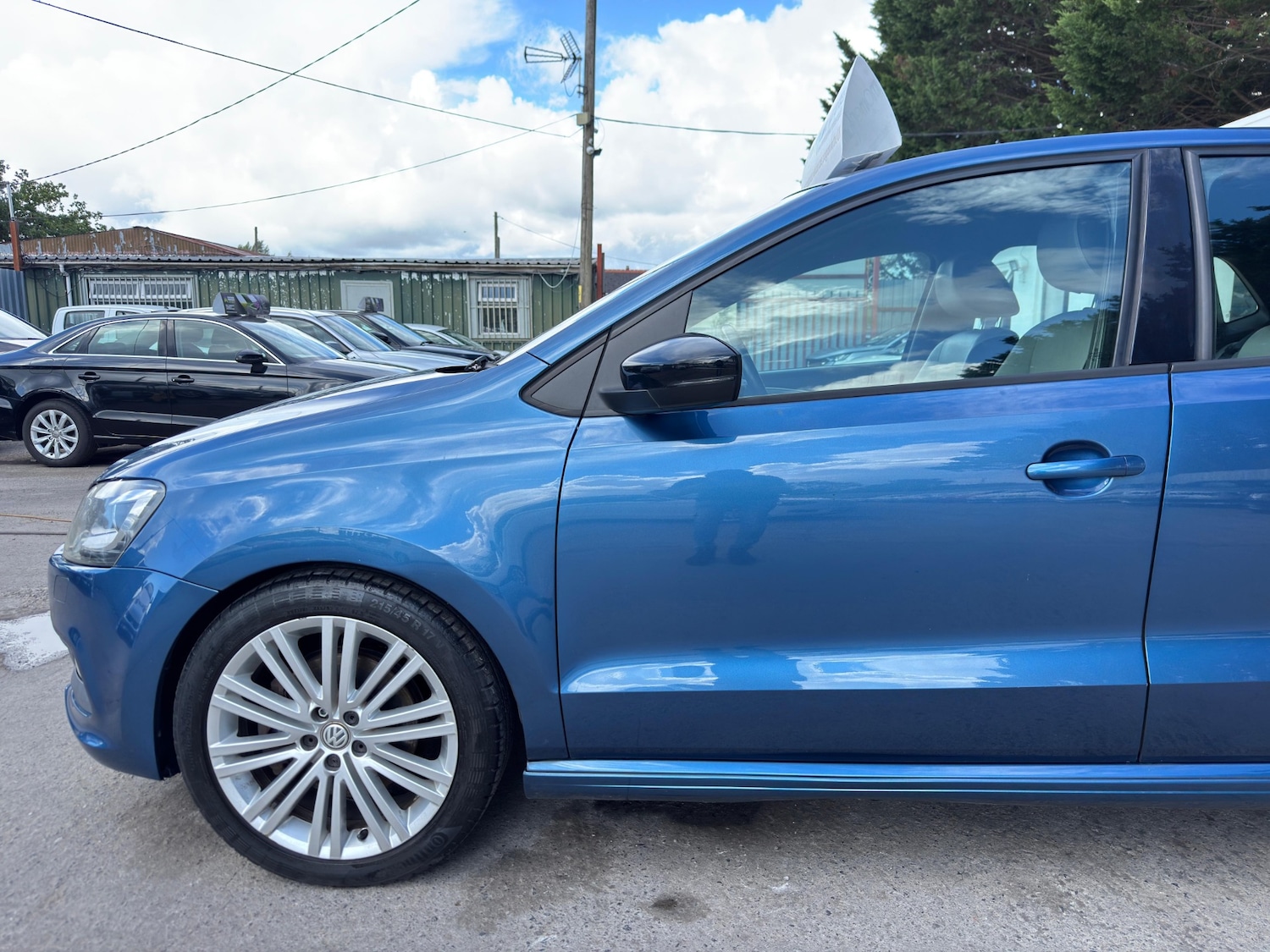 Used Volkswagen Polo 2014 for sale - 76102030: Photo 8