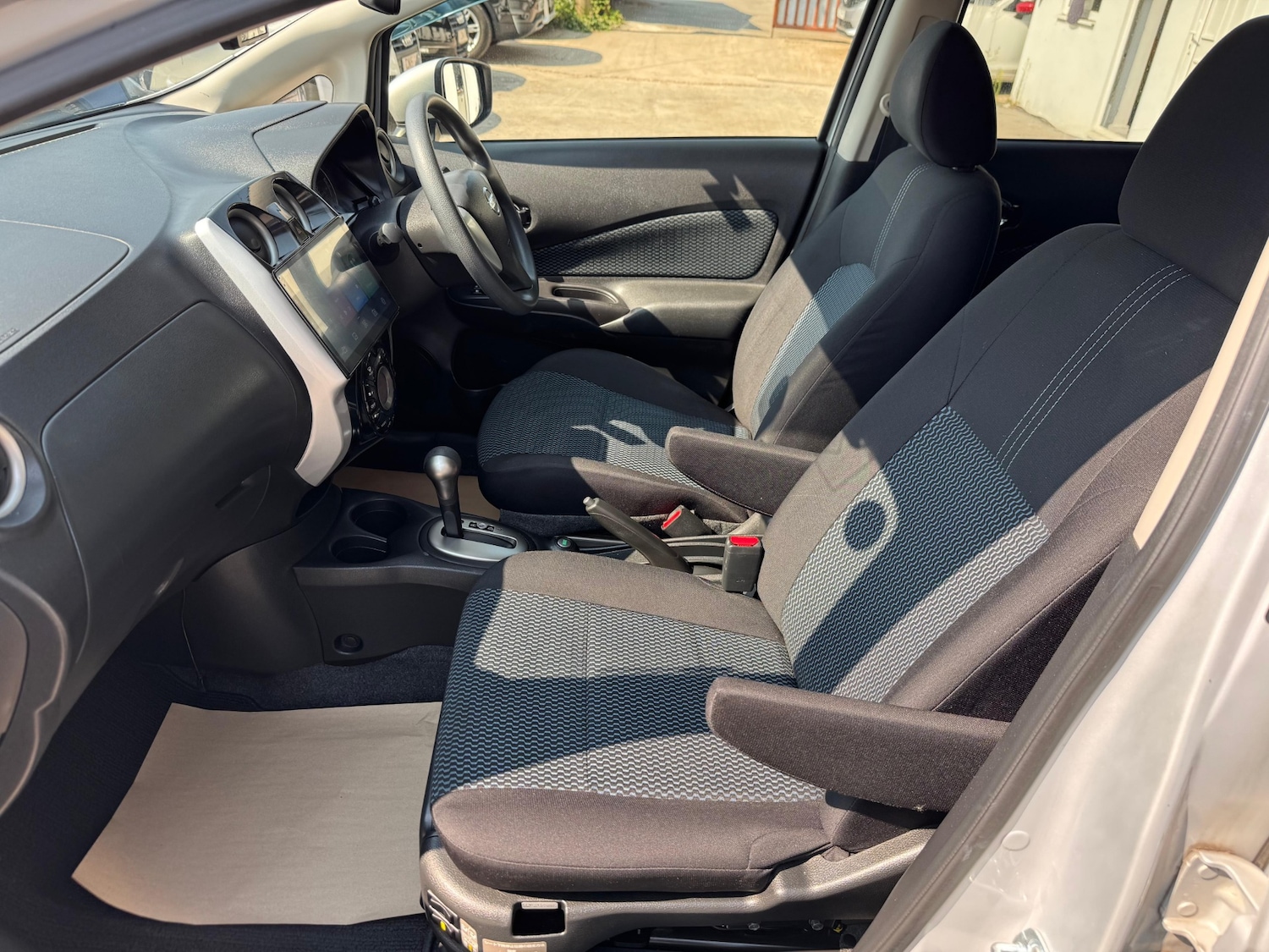 Used Nissan Note 2014 for sale - 76501364: Photo 33