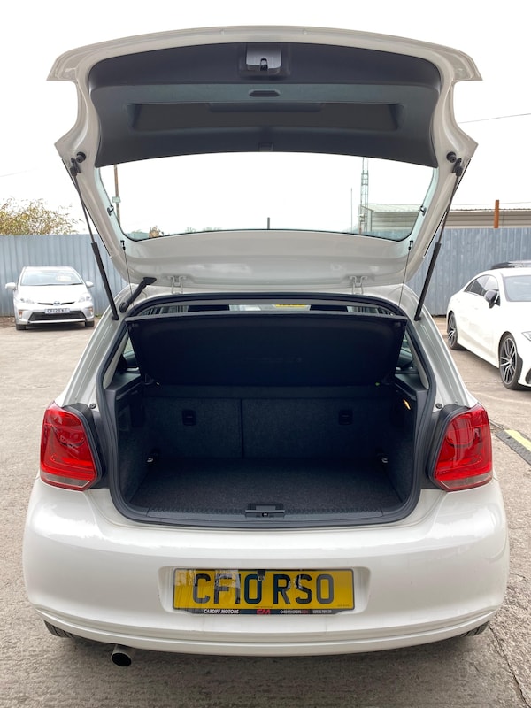Used Volkswagen Polo 2010 for sale - 76265953: Photo 10