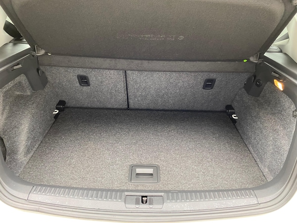Used Volkswagen Polo 2010 for sale - 76265953: Photo 11