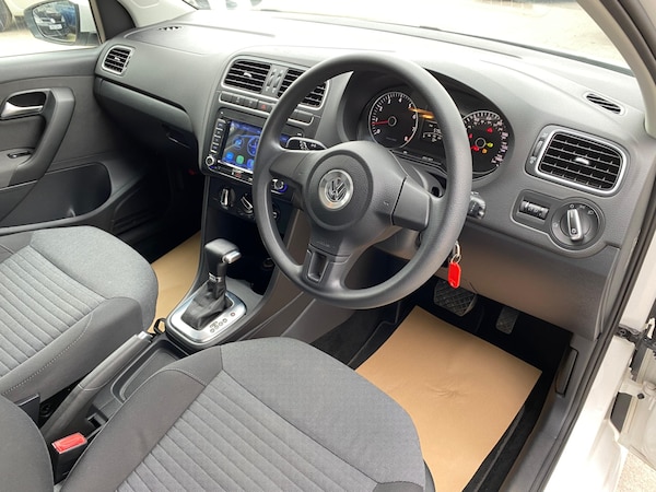 Used Volkswagen Polo 2010 for sale - 76265953: Photo 12