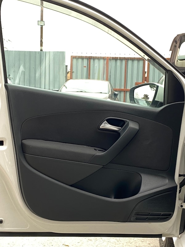 Used Volkswagen Polo 2010 for sale - 76265953: Photo 28