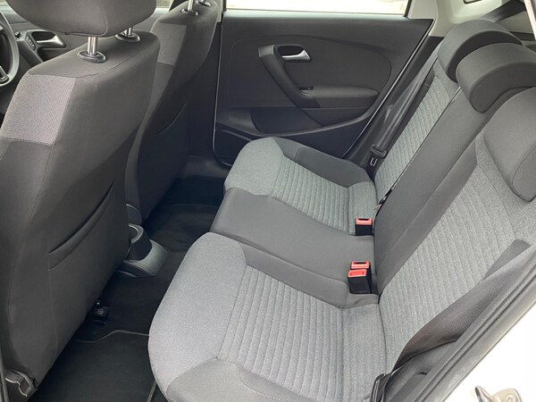 Used Volkswagen Polo 2010 for sale - 76265953: Photo 29