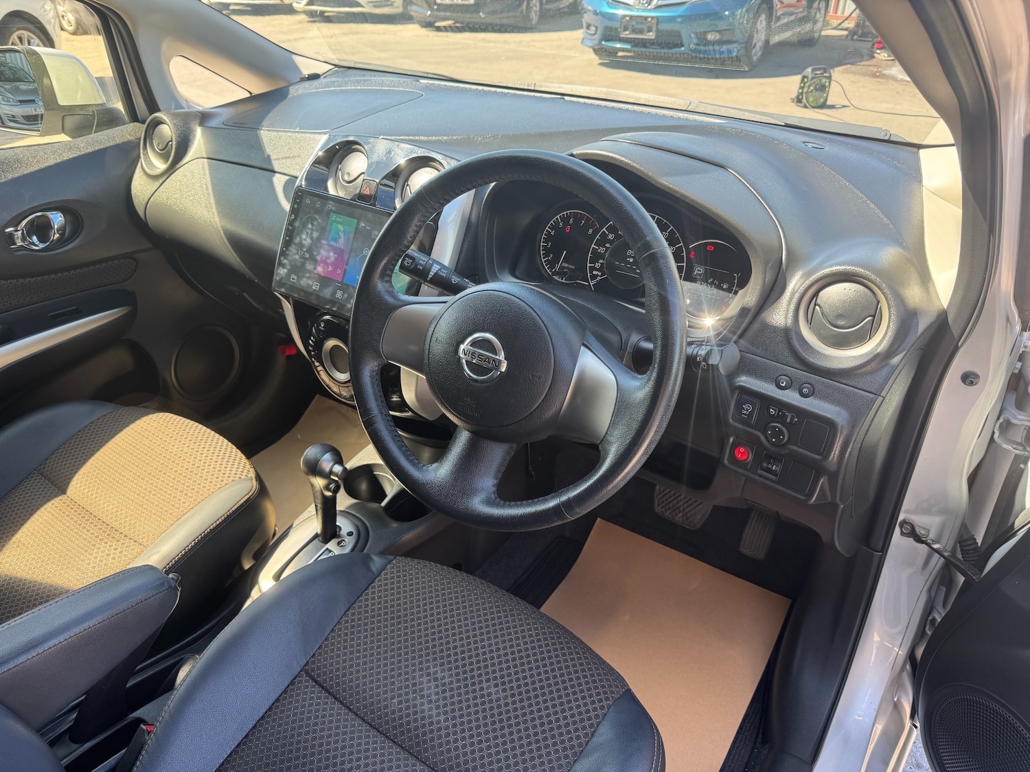 Used Nissan Note 2014 for sale - 76635094: Photo 13