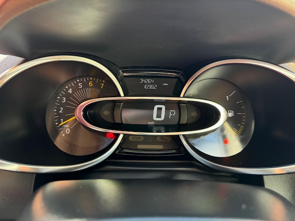 Used Renault Clio 2014 for sale - 76253632: Photo 18