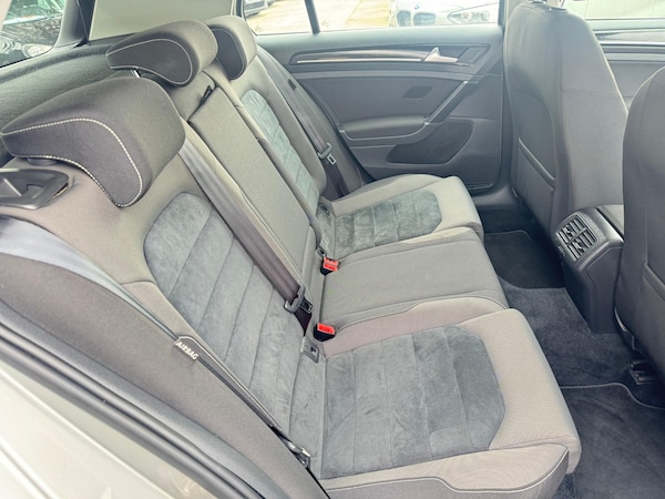 Used Volkswagen Golf 2024 for sale - 76244906: Photo 15