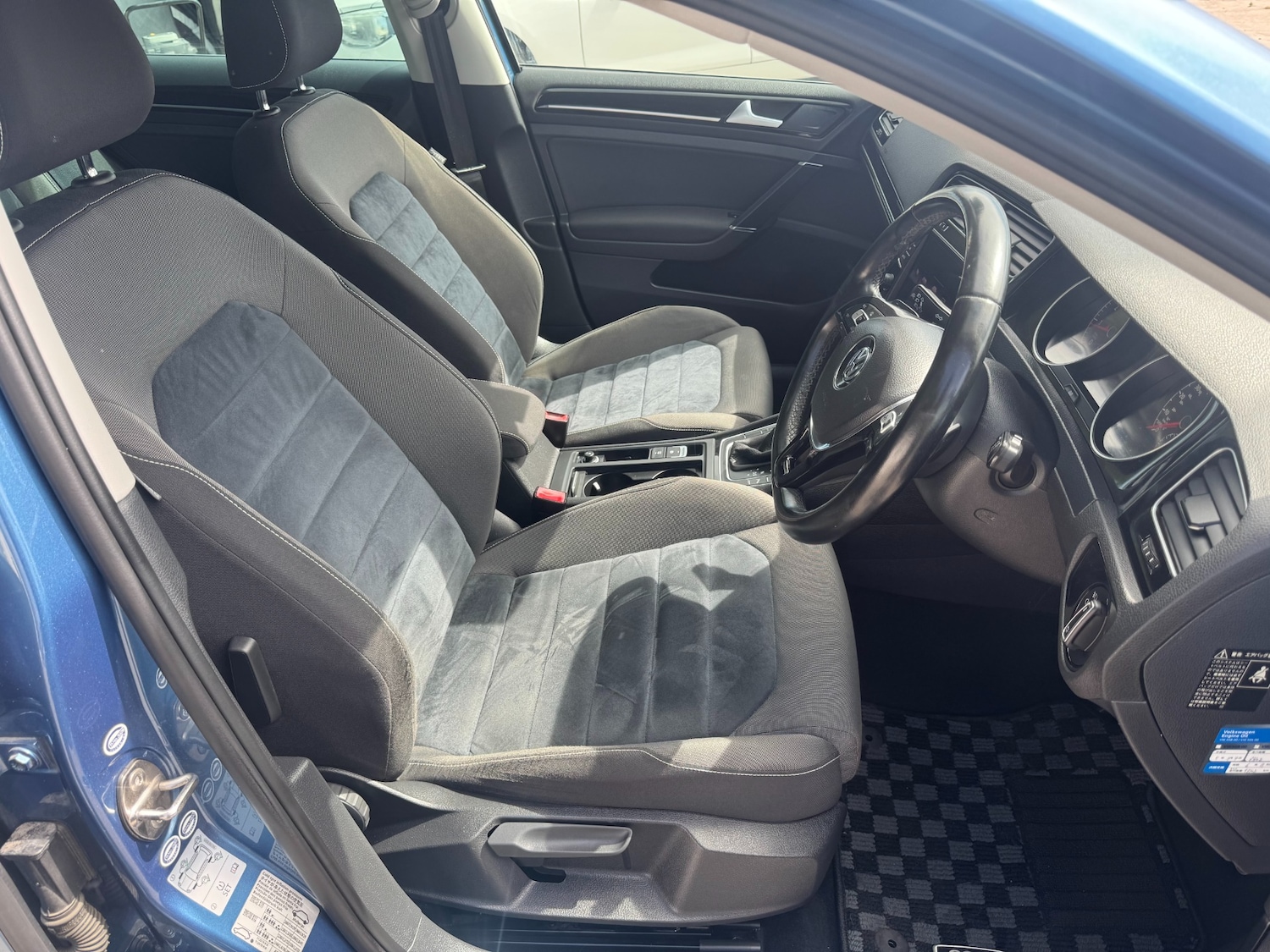 Used Volkswagen Golf 2014 for sale - 76157875: Photo 14